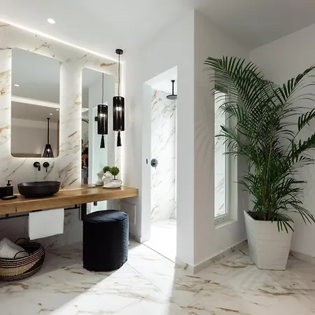 Daire Olvos Naxos City